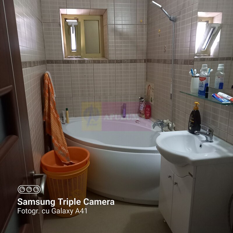 Vanzare apartament 2 camere Nerva Traian-adiacent